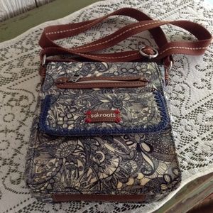Sakroots Crossbody Purse w IPad Mini Storage Area